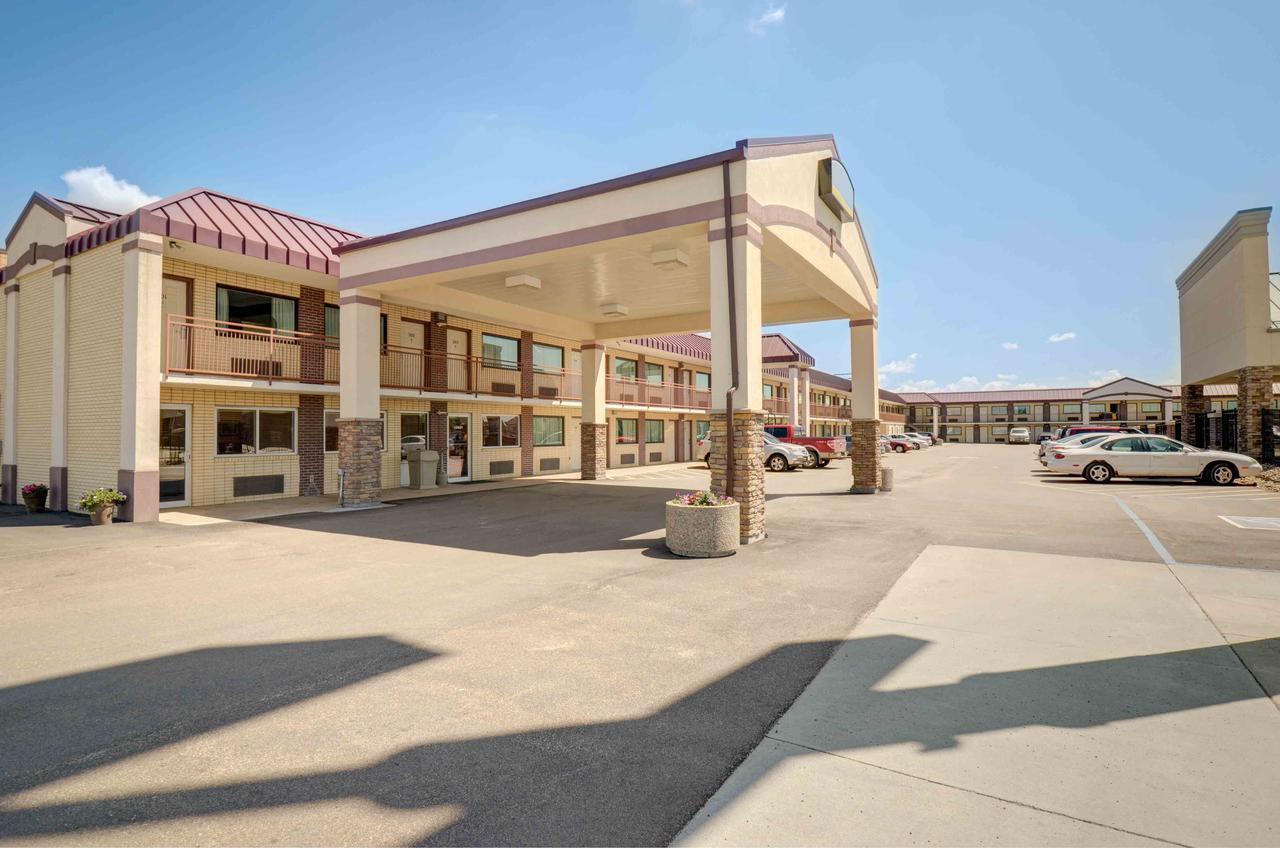 North Platte Inn And Suites エクステリア 写真