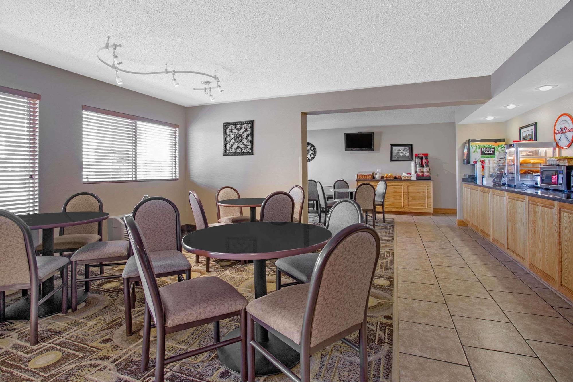 North Platte Inn And Suites エクステリア 写真